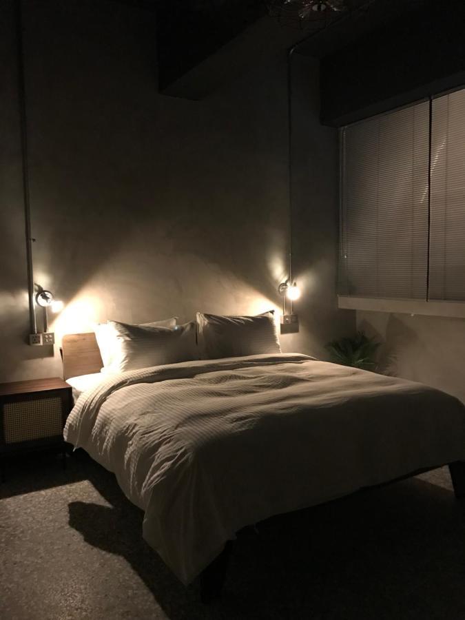 The Retro Tai-Pan Hotel Đài Nam Ngoại thất bức ảnh